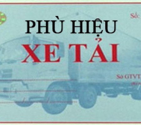 Có cần dán phù hiệu cho xe tải hay không?